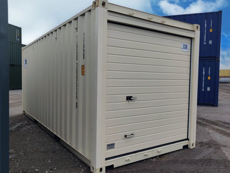 20 Fit Role Up Door Container